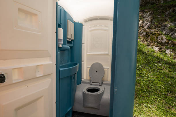 Best Portable restroom trailer rental  in White Cloud, MI