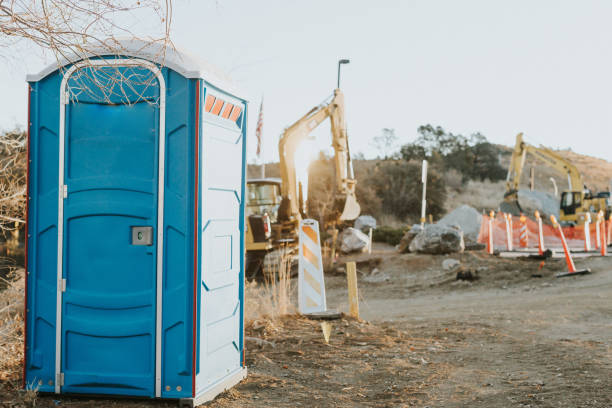 Best Portable bathroom rental  in White Cloud, MI